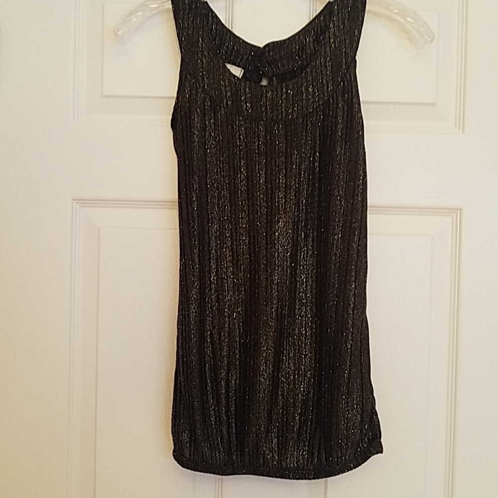 NWOT Black w gold sparkles top. Size small